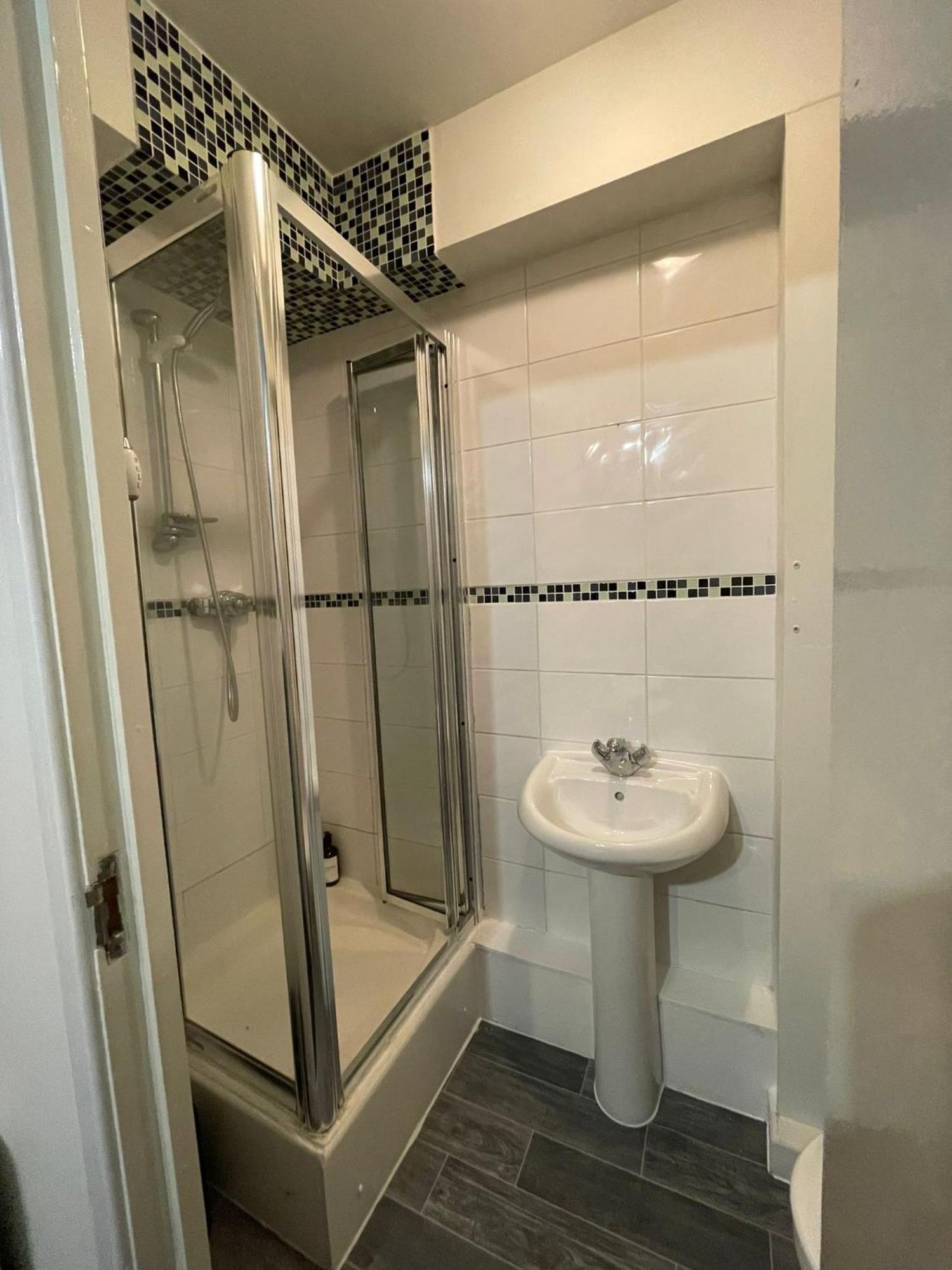 Modern 2 Bdr Flat In Nottingham City Centre With Free Parking מראה חיצוני תמונה